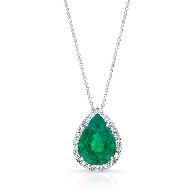 Pear Shape Green Emerald Diamond Pendant