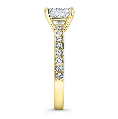 Classic Style Diamond Engagement Ring